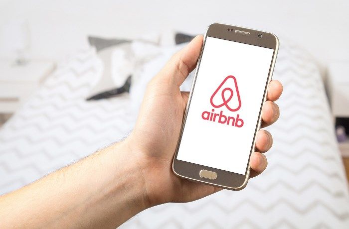 Airbnb på mobiltelefon