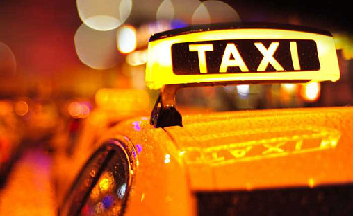 Taxiskilt